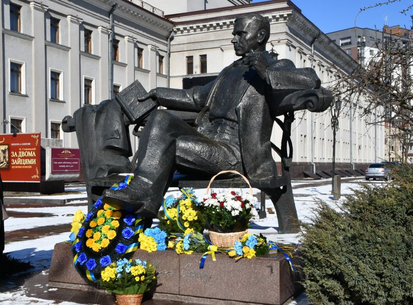 Пам’ятник Уласу Самчуку