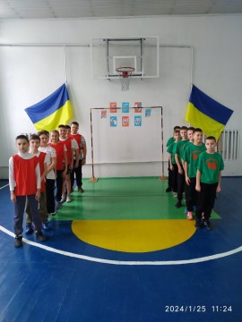 На фото -  учасники змагань