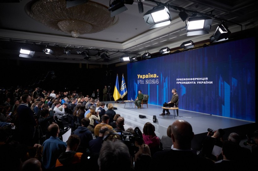 ФОто з пресконференції в межах форуму «Україна. Рік 2024»
