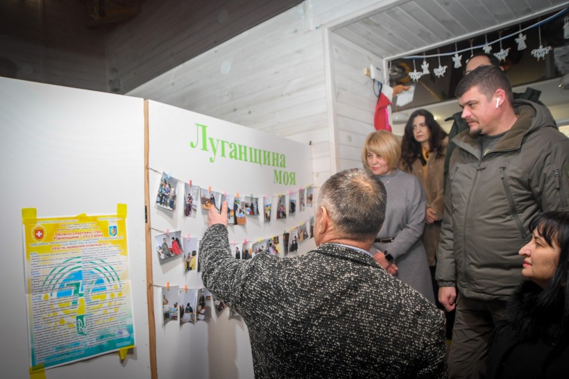 Фото з відвідування начальником Рівненської  ОВА О.Ковалем та начальником Луганської ОВА А. Лисогором ВПО
