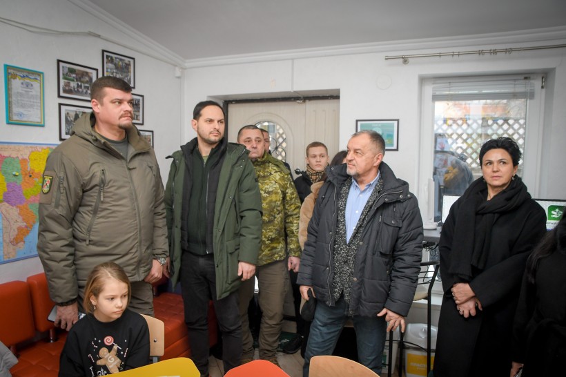 Фото з відвідування начальником Рівненської  ОВА О.Ковалем та начальником Луганської ОВА А. Лисогором ВПО