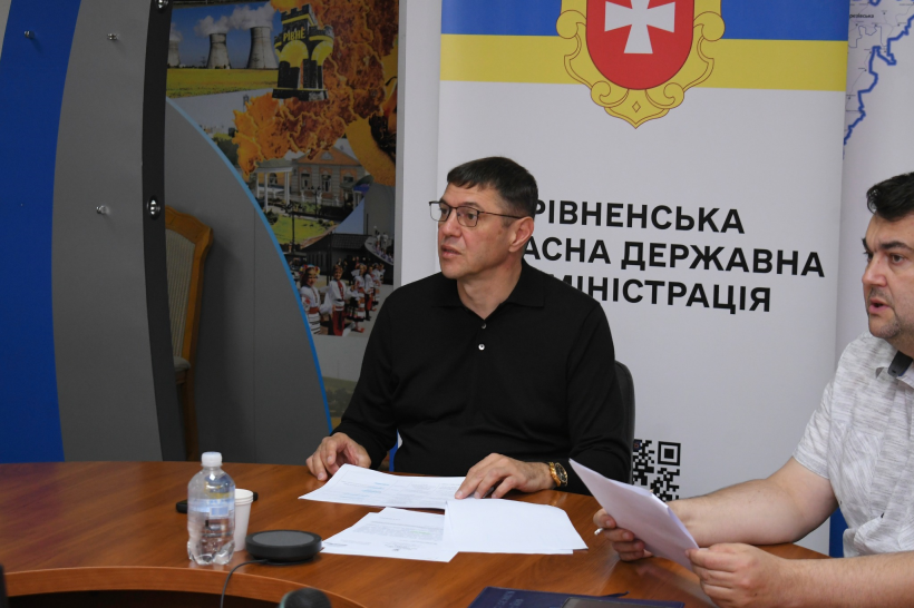 Перший заступник голови Рівненської ОДА Сергія Подоліна під час засідання