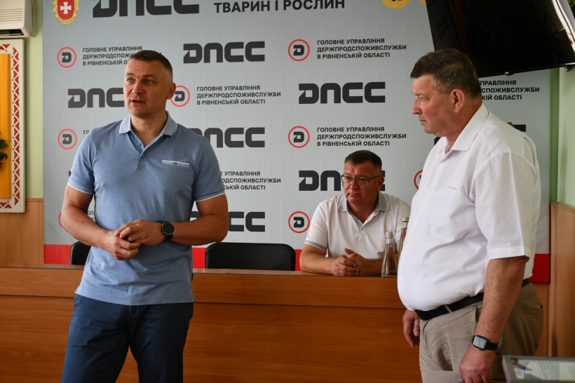 Заступник голови Рівненської ОДА Олександр Кохан  вітає ветеринарів області із професійним святом