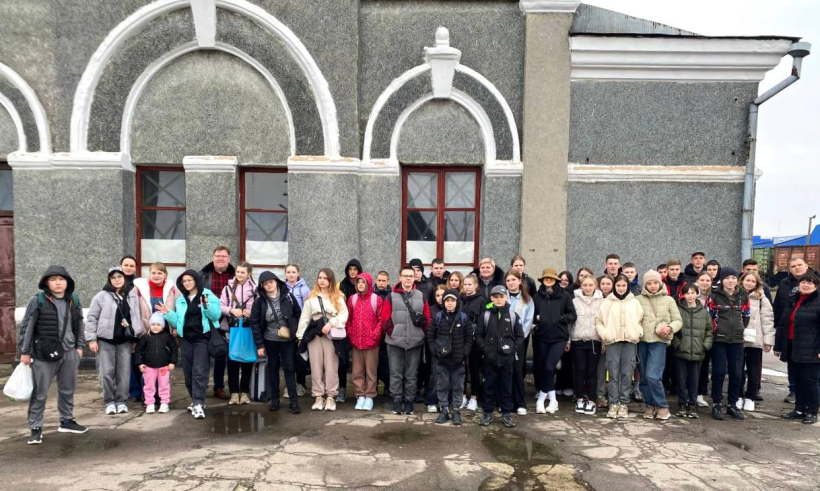 40 школярів із Миропільської громади Сумської області та Борозенської громади Херсонської області приїхали на відпочинок у Вараш