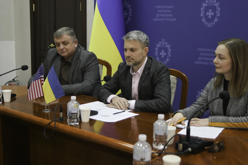 Онлайн-зустріч заступника голови Рівненської ОДА Ігоря Павленка зі співорганізатором Національних молитовних сніданків у Вашингтоні (США) Дагом Берлі