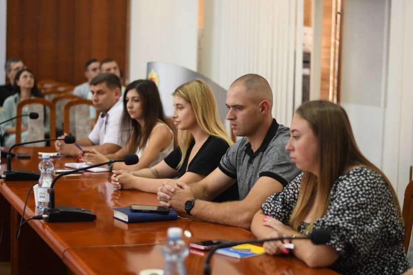 Учасники наради