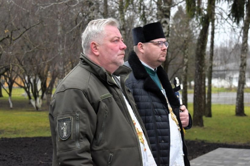 Священнослужителі під час відкриття Меморіалу