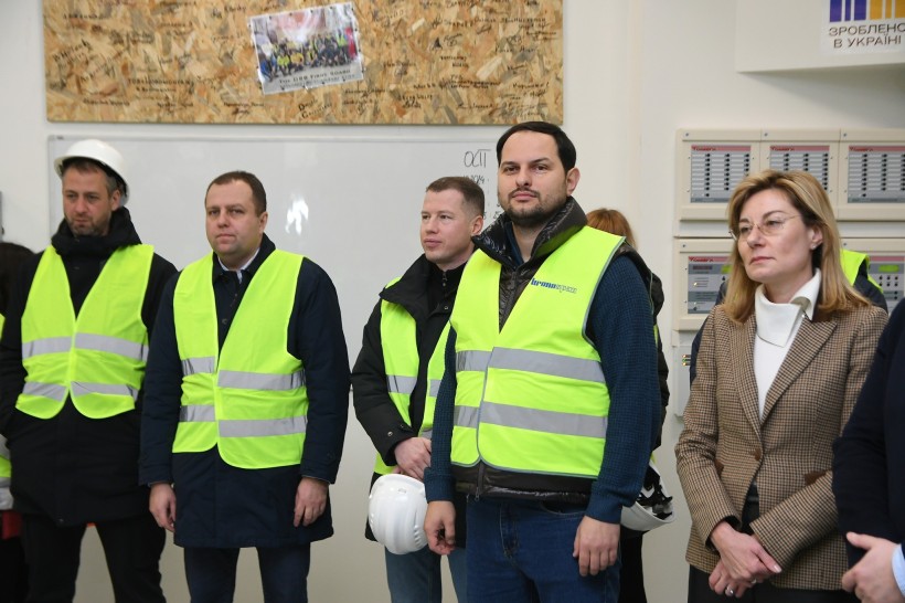 На Рівненщині запустили нову лінію з виготовлення плит OSB
