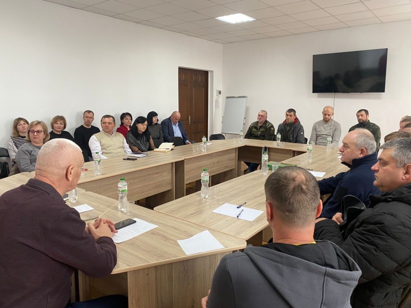 На Сарненщині консультували ветеранів та відповідали на суспільні запити
