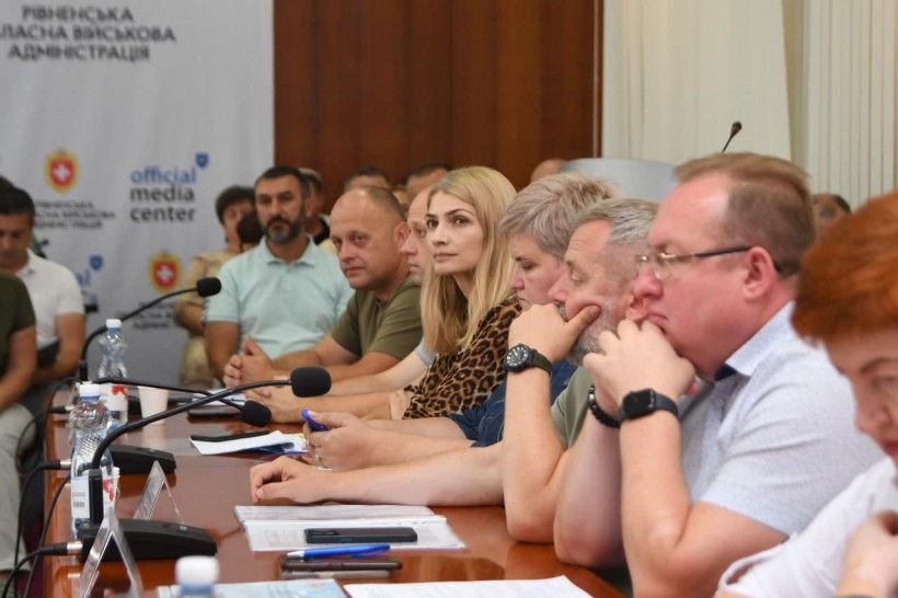 Учасники наради