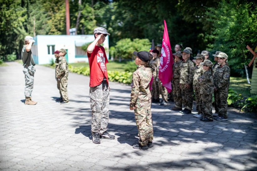 Учасники військово-патріотичної гри &laquo;Джура&raquo;