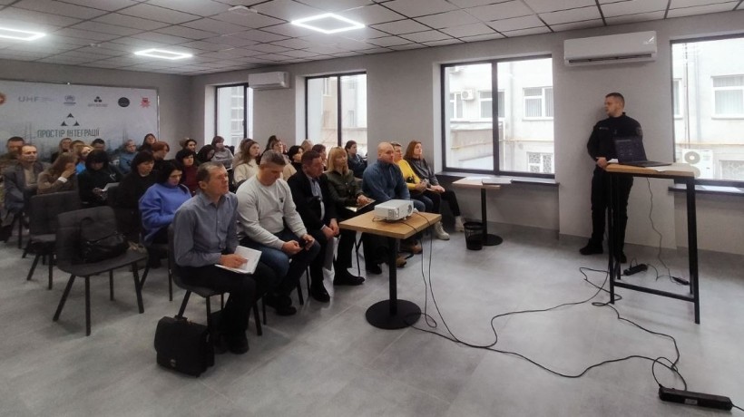Фото з навчань з ветеранської політики