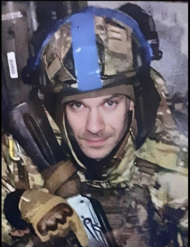 воїн який загинув на війні