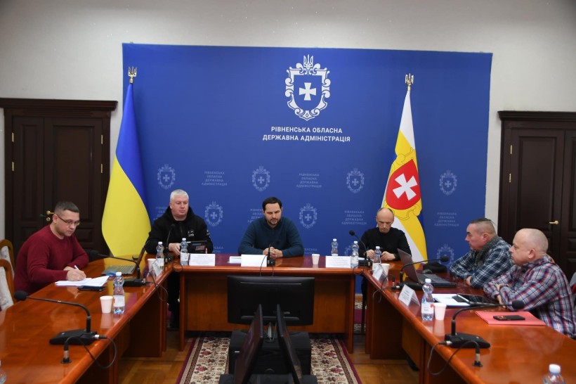 Учасники наради