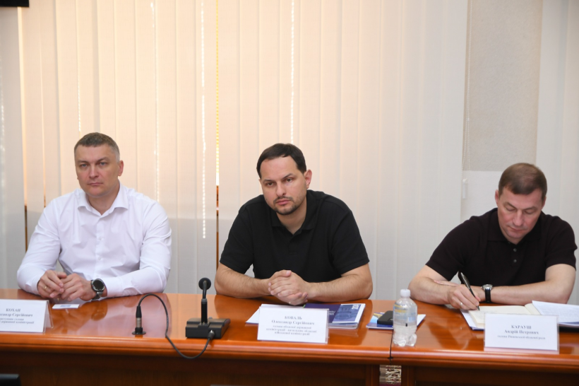 Учасники зустрічі