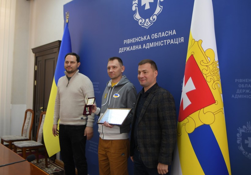 Фото з  зустрічі начальника Рівненської ОВА О.Коваля з учасниками змагань
