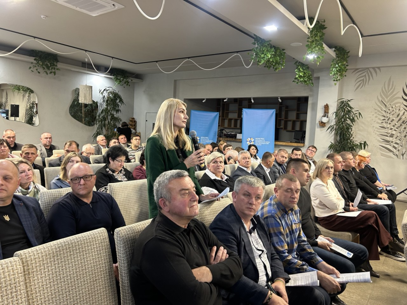 На Рівненщині обговорили шляхи розвитку сімейних форм виховання дітей