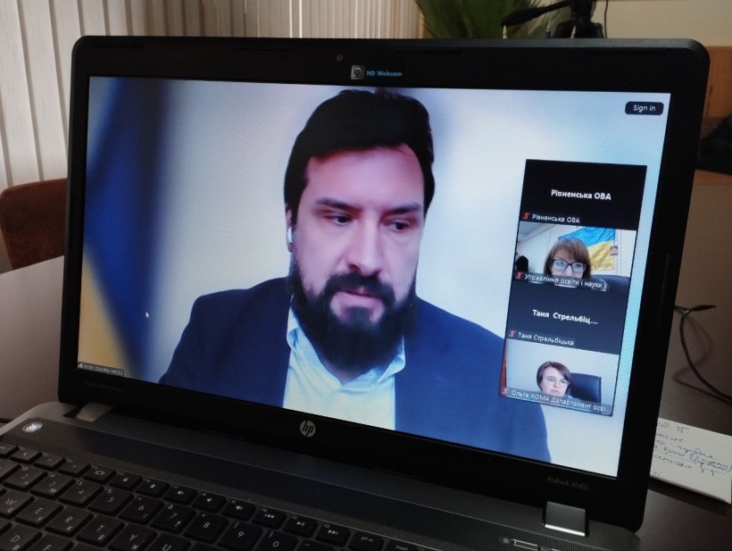 Заступник Міністра освіти і науки України А.Сташків під час наради