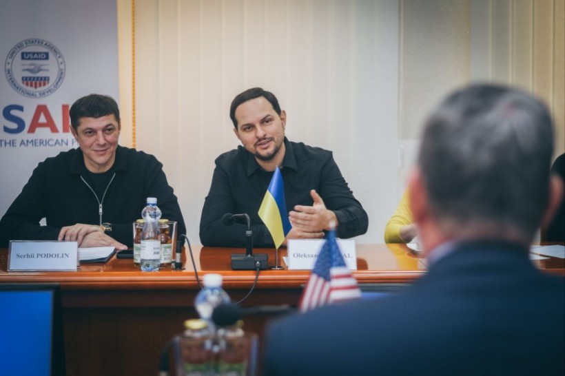 Фото з зустрічі керівництва Рівненської ОВА з мером Атенса Стівом Петтерсоном