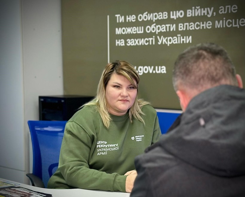 До Костопільського центру рекрутингу звернулося понад пів сотні осіб
