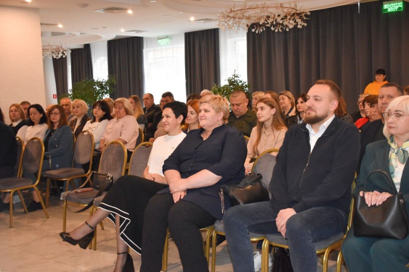 Учасники заходу «Партнерство з громадою у сфері ментального здоров’я: як залучати, активізувати, підтримувати»