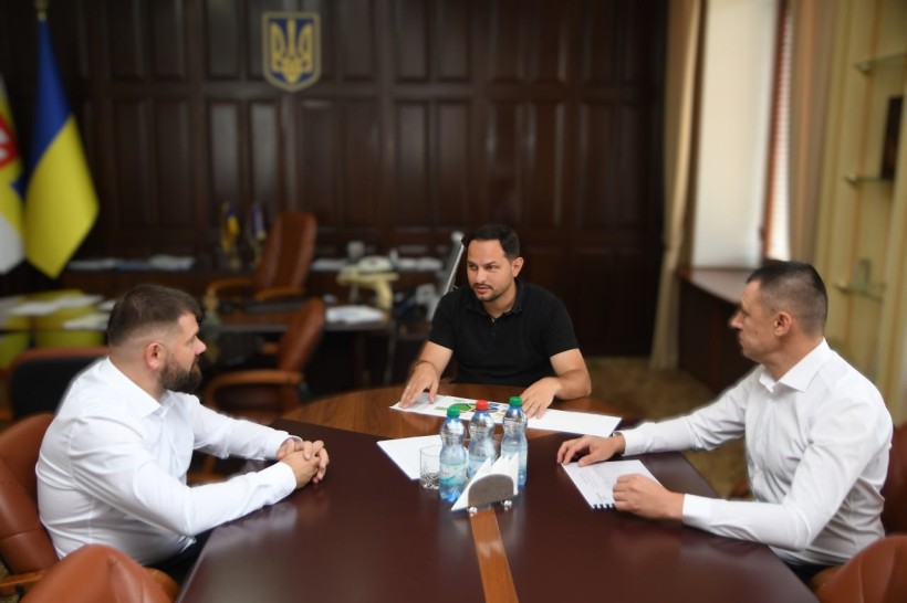 Учасники зустрічі