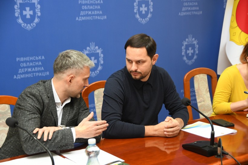 Учасники онлайн-зустрічі