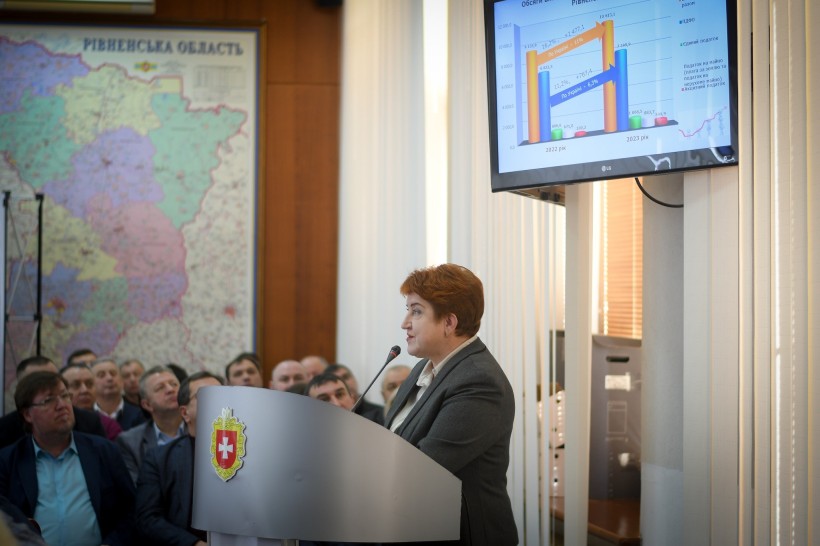Фото з наради із керівниками громад
