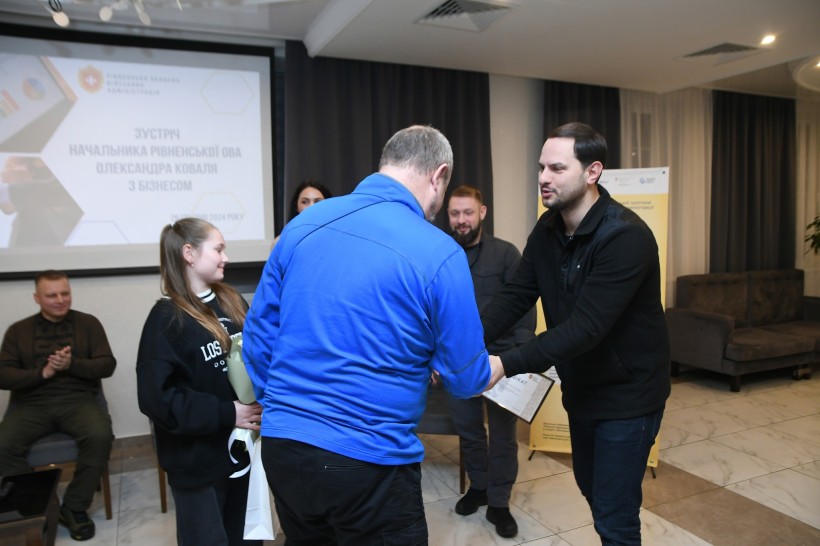 На Рівненщині 5 ветеранів отримали сертифікати на житло