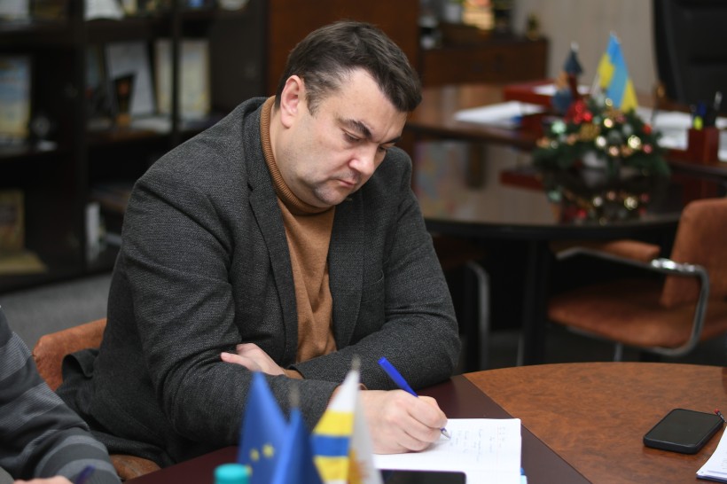 Учасники наради