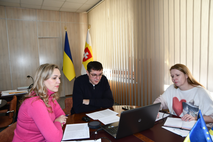 Перший заступник голови Рівненської ОДА Сергій Подолін та учасники освітньої наради