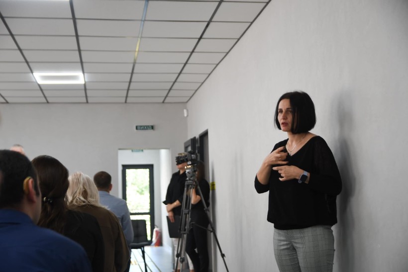Супровід заходу жестовою мовою