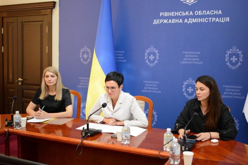 Учасники наради