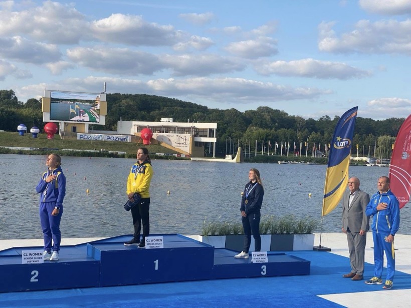 Спортсмени під час нагородження
