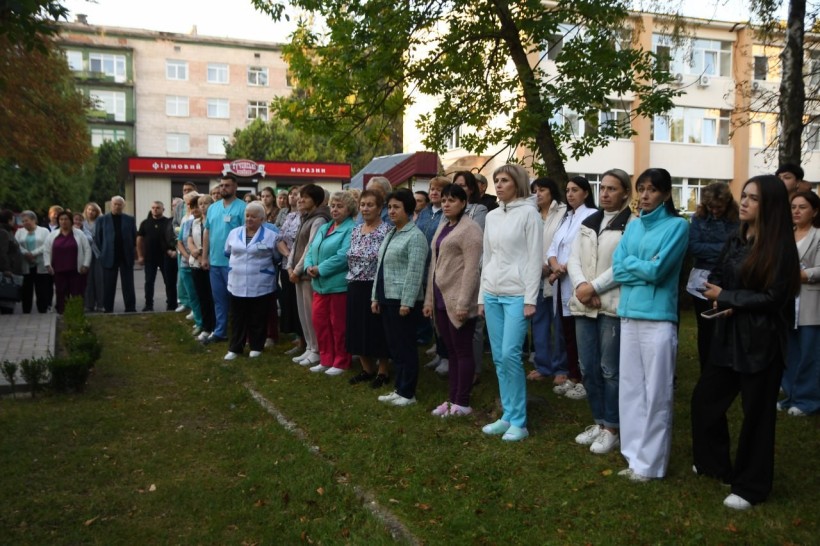 Олександр Коваль привітав медиків Рівного із 80-річчям міської лікарні