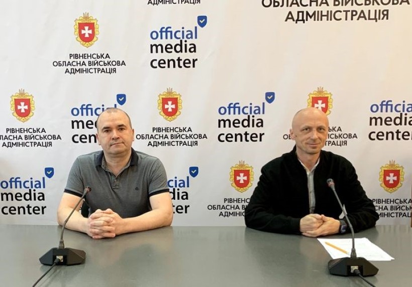Спікер: Дмитро Гребень, заступник начальника управління інформаційних систем та електронних реєстрів - начальник відділу ведення електронних реєстрів Головного управління Пенсійного фонду України в Рівненській області.
Модератор – заступник директора Департаменту цифрової трансформації та суспільних комунікацій ОДА Олександр Корольчук.