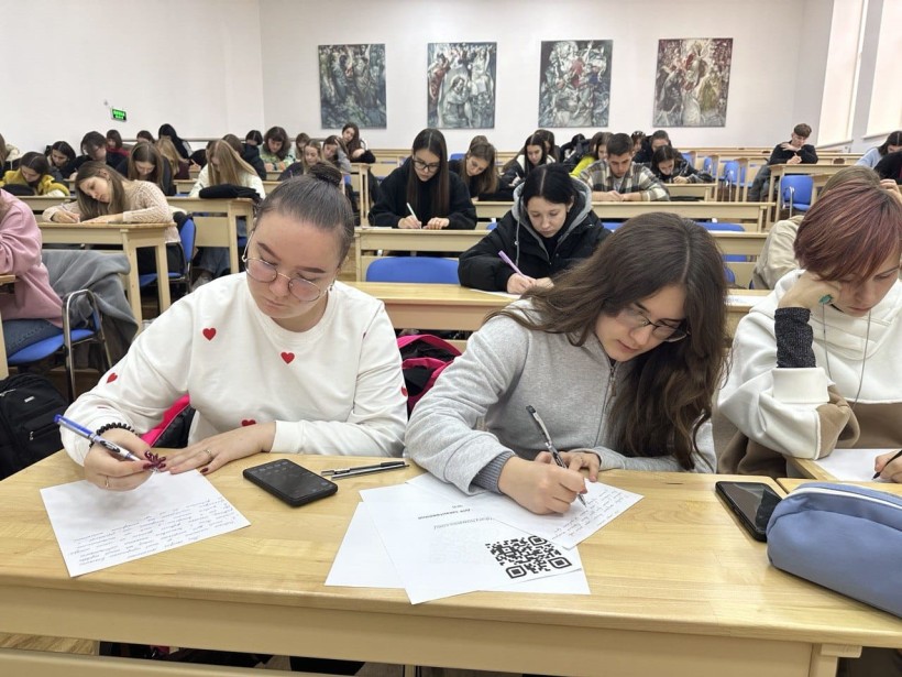 На Рівненщині вчили, як «не розсипатися» під час війни