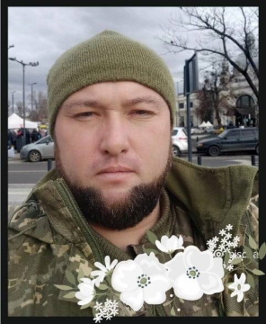 Михайло Коробей