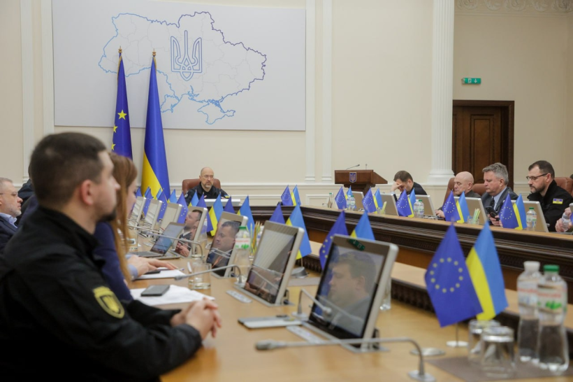 Члени засідання Уряду