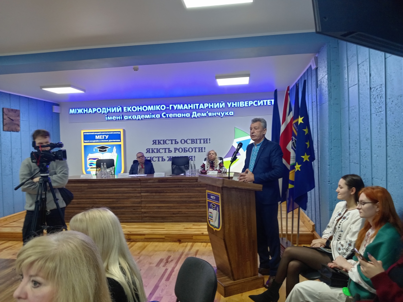 Українськомовна самоідентифікація серед учнівства, вчителів і батьків зберігає позитивну динаміку - дослідження