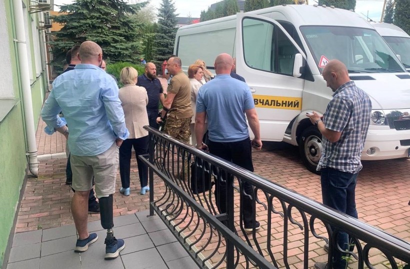 Ветеранський лізинг під ключ. На Рівненщині запровадили проєкт, який допоможе захисникам розвивати бізнес