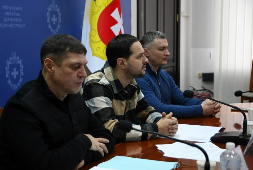 Учасники наради