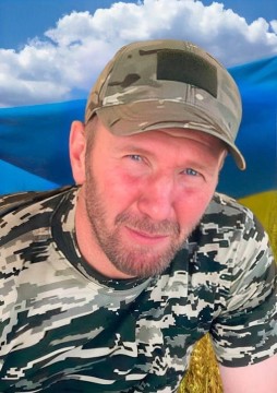 На фото - Олександр Стрижеус