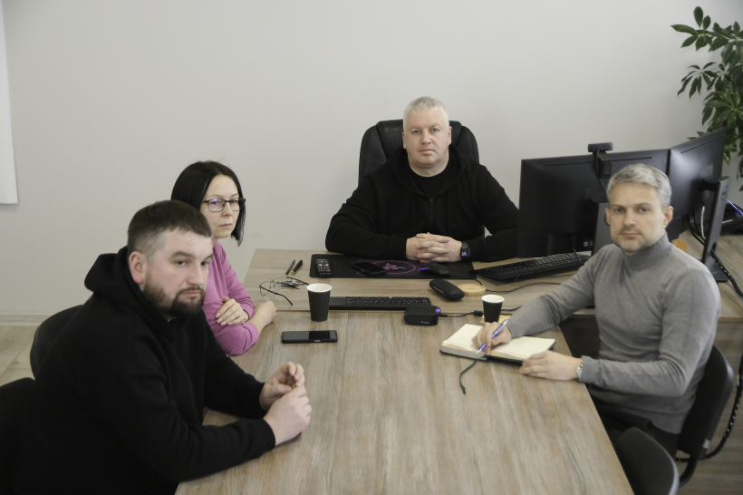 Учасники зустрічі, присвяченії розвитку телемедицини в регіоні