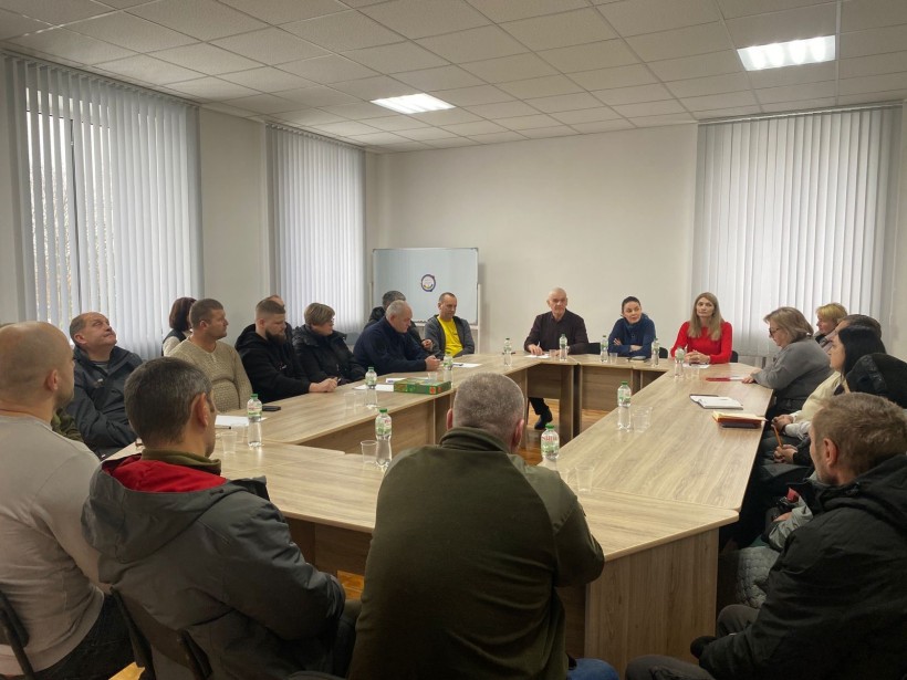 На Сарненщині консультували ветеранів та відповідали на суспільні запити