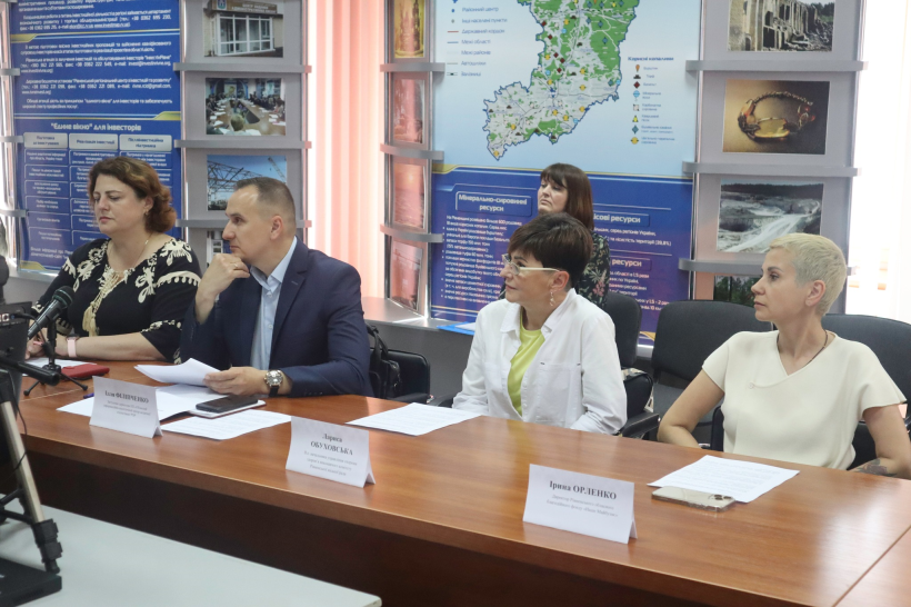 Засідання обласної координаційної ради з питань протидії туберкульозу та ВІЛ-інфекції/СНІДу під керівництвом першого заступника голови Рівненської ОДА Сергія Подоліна