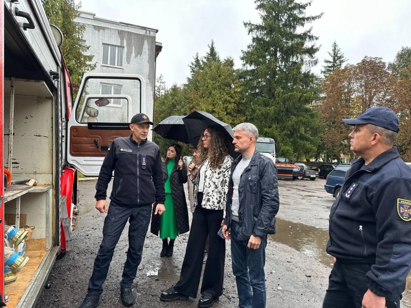 Огляд автомобілю