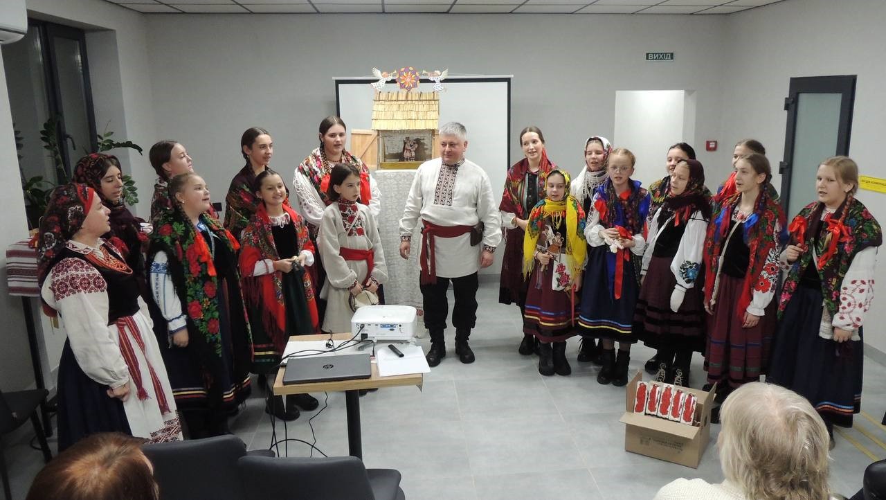 Фото з треніну для вимушених переселенців «Культурні особливості Рівненської області»