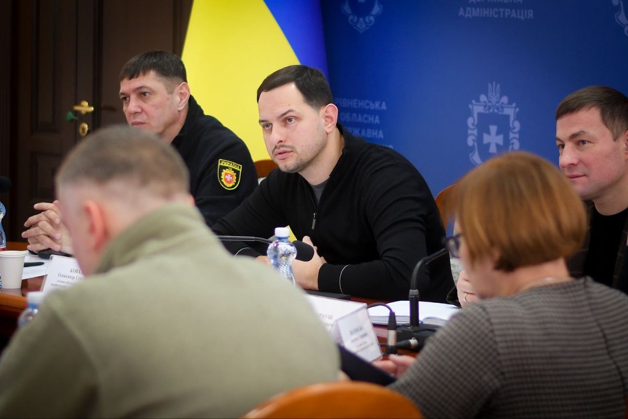 Фото з наради із керівниками громад