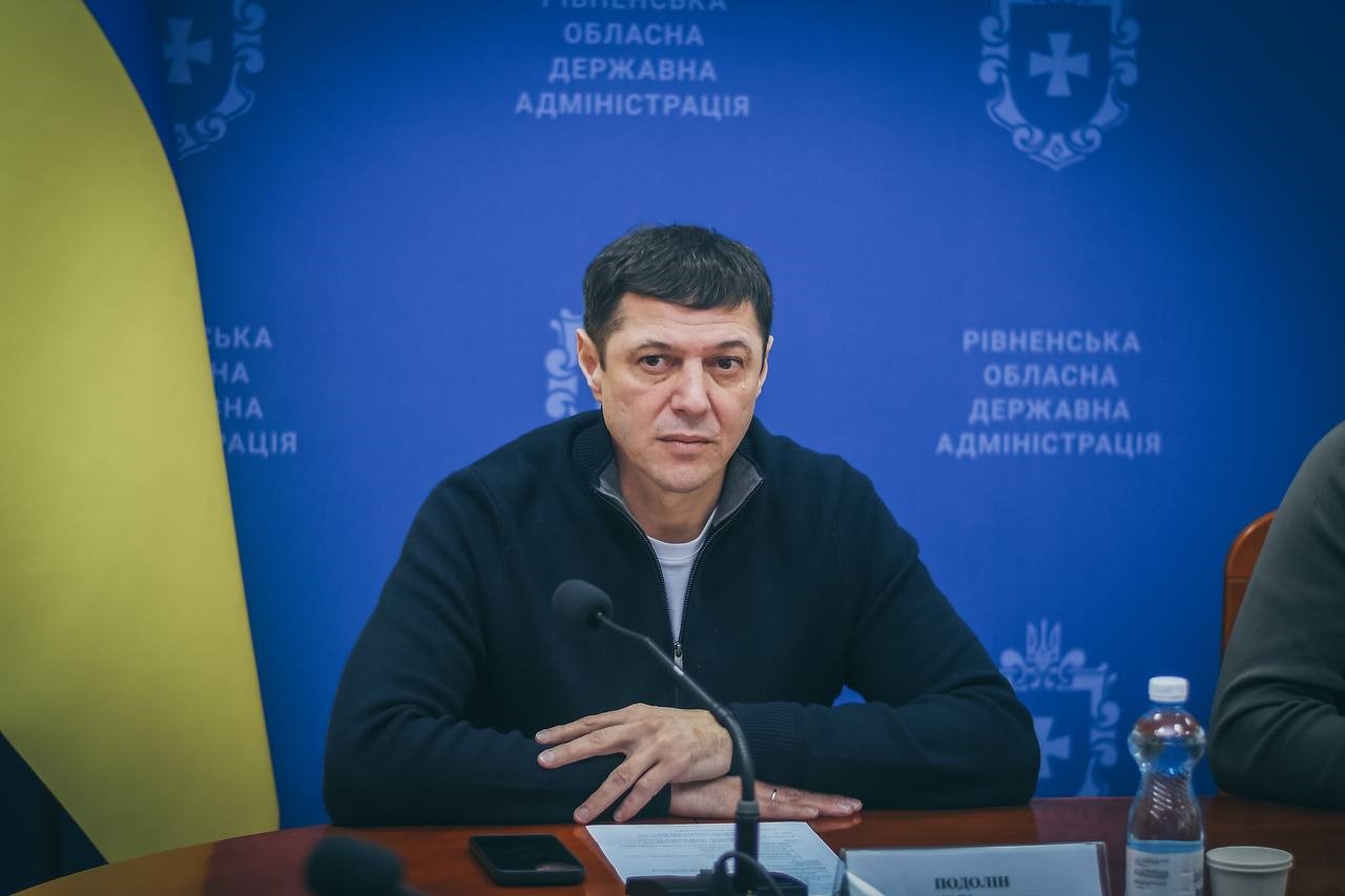 Фото з зустрічі начальника ОВА О.Коваля з зучстрічі з тренерами та спортсменами, які допомагають ветеранам